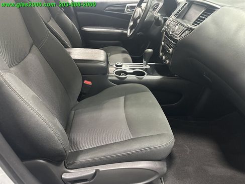 Used 2020 Nissan Pathfinder S AWD/4WD image 21