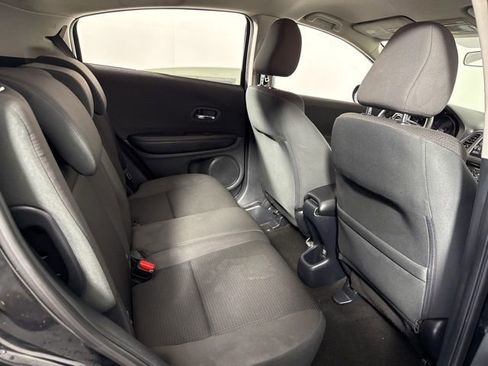 Used 2022 Honda HR-V LX image 18