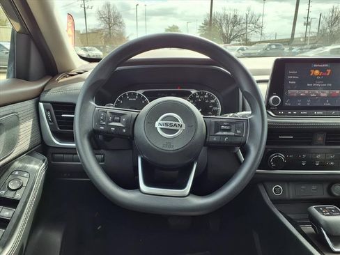 Used 2021 Nissan Rogue S image 12