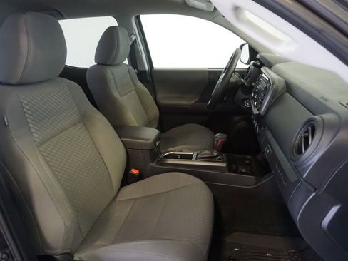 Used 2023 Toyota Tacoma SR AWD/4WD image 19