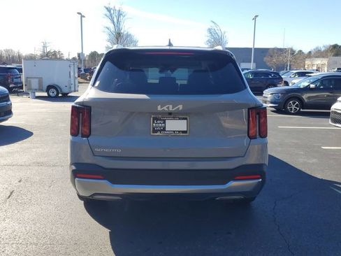 New 2026 Kia Sorento EX FWD image 5