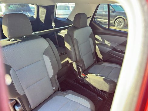 Used 2020 Chevrolet Traverse LT w/ LPO, Floor Liner Package image 34