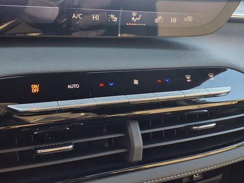 New 2026 Buick Enclave Preferred w/ Power Package FWD image 8