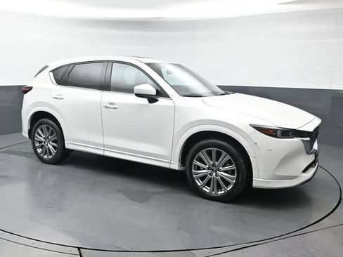 Certified 2023 MAZDA CX-5 Signature AWD/4WD image 7
