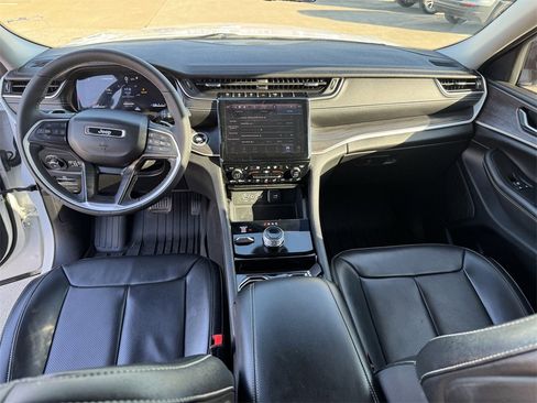 Used 2023 Jeep Grand Cherokee L Limited w/ Luxury Tech Group II image 25