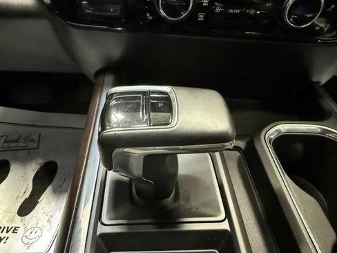 Used 2023 GMC Sierra 1500 SLT w/ SLT Premium Plus Package AWD/4WD image 18