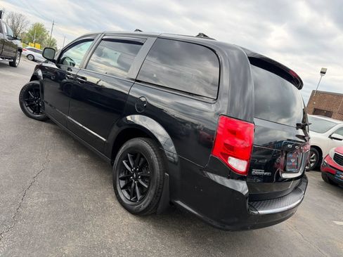 Used 2019 Dodge Grand Caravan GT image 55