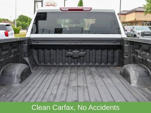 Used 2024 Chevrolet Silverado 2500 LTZ AWD/4WD image 23