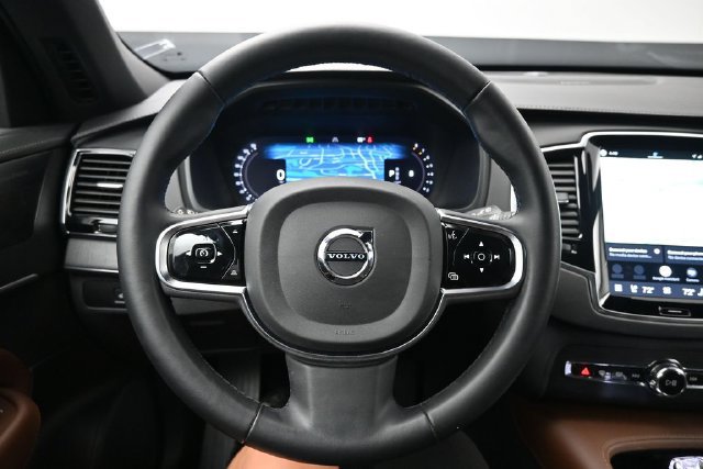 Used 2024 Volvo XC90 B6 Ultimate w/ Protection Package Premier AWD/4WD image 24