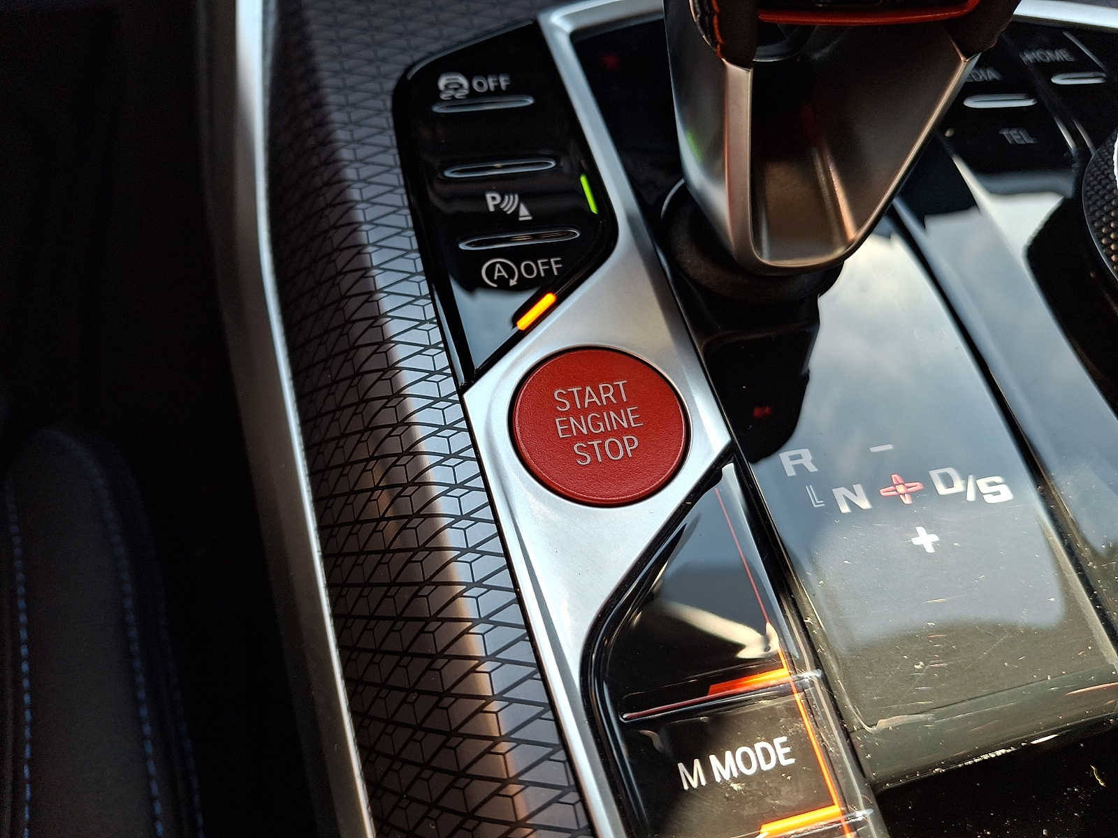Used 2024 BMW M2 w/ Lighting Package RWD image 25