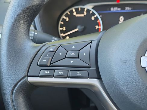 New 2026 Nissan Altima 2.5 SV FWD image 15