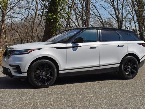 Used 2021 Land Rover Range Rover Velar R-Dynamic S image 2