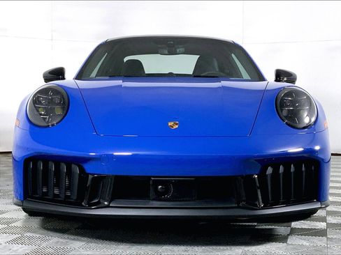 Used 2025 Porsche 911 Carrera 4 GTS AWD/4WD image 6