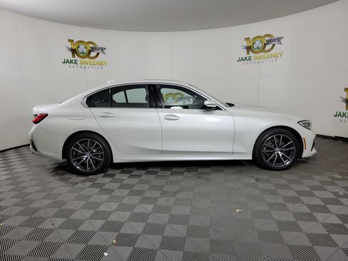 Used 2019 BMW 330i xDrive Sedan w/ Convenience Package image 8