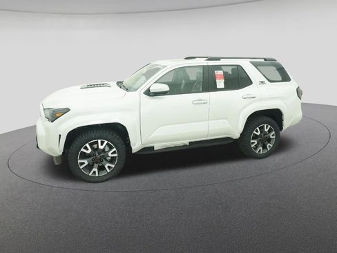 New 2026 Toyota 4Runner TRD Sport Premium AWD/4WD image 2