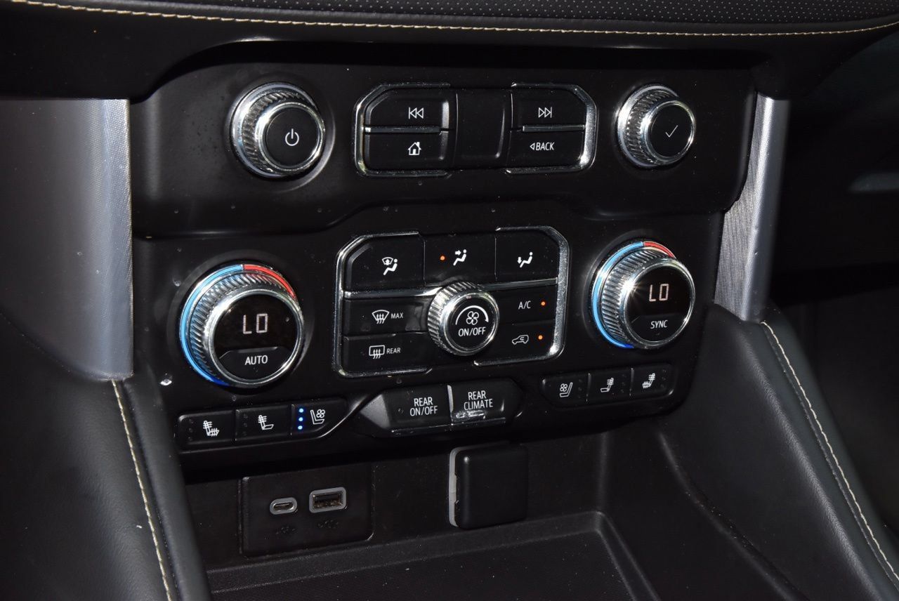 Used 2023 GMC Yukon XL SLT RWD image 31