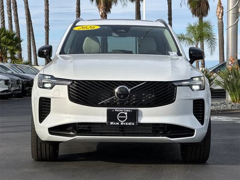 New 2026 Volvo XC90 T8 Ultra w/ Lounge Package image 8