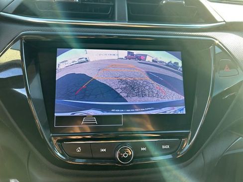 Used 2021 Chevrolet TrailBlazer LT w/ Convenience Package image 19
