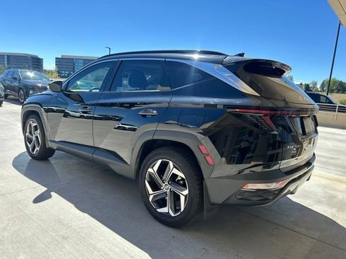 Certified 2022 Hyundai Tucson Limited w/ Cargo Package AWD/4WD image 4