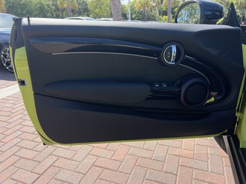 Used 2023 MINI Cooper S image 14