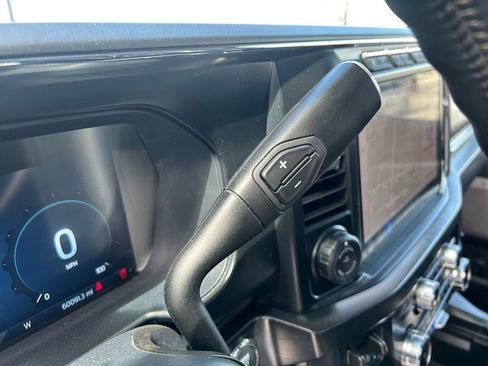 Used 2024 Ford F250 Lariat w/ Lariat Ultimate Package AWD/4WD image 22