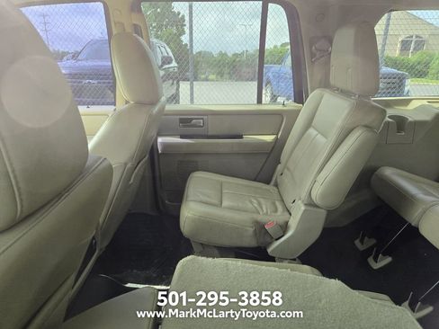 Used 2017 Ford Expedition EL Limited w/ Equipment Group 301A RWD image 4