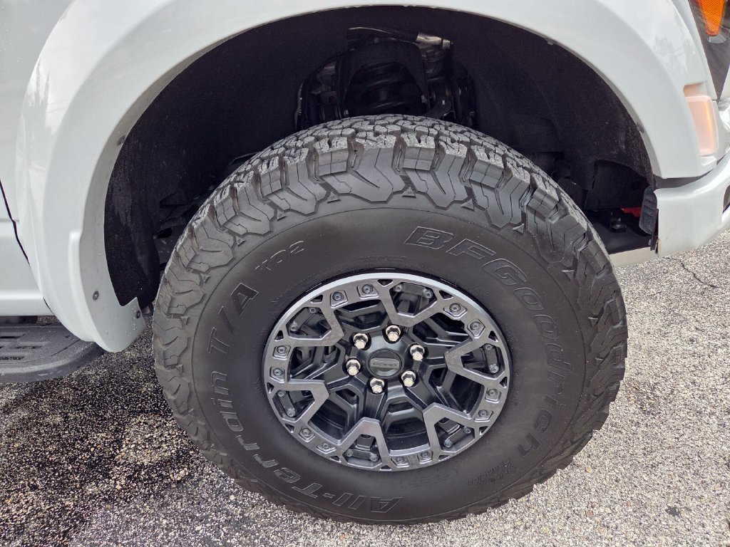 Used 2025 Ford F150 Raptor w/ Equipment Group 803A Raptor R AWD/4WD image 21