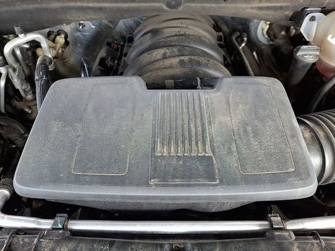 Used 2021 Chevrolet Tahoe Z71 w/ Z71 Signature Package image 28