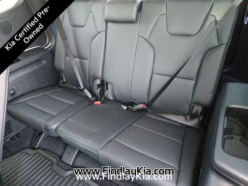 Certified 2025 Kia Telluride SX w/ SX Captain's Chair Package FWD image 17