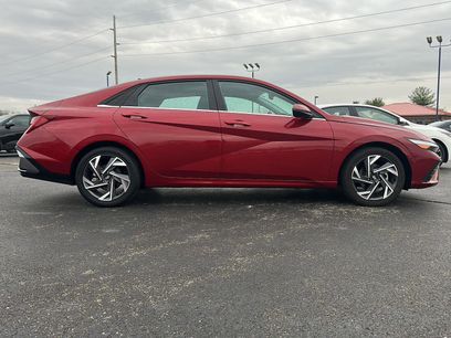 Used 2025 Hyundai Elantra Limited