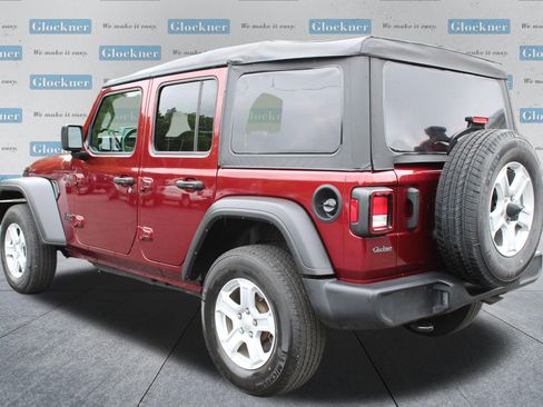 Used 2022 Jeep Wrangler Unlimited Sport AWD/4WD image 8