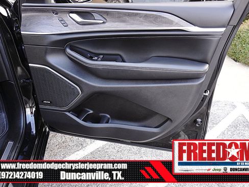 Certified 2023 Jeep Grand Cherokee L Overland w/ Advanced Protech Group III AWD/4WD image 41