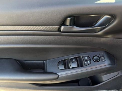 Certified 2024 Nissan Altima 2.5 S image 18