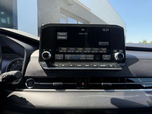 Used 2024 Mitsubishi Outlander SE AWD/4WD image 27
