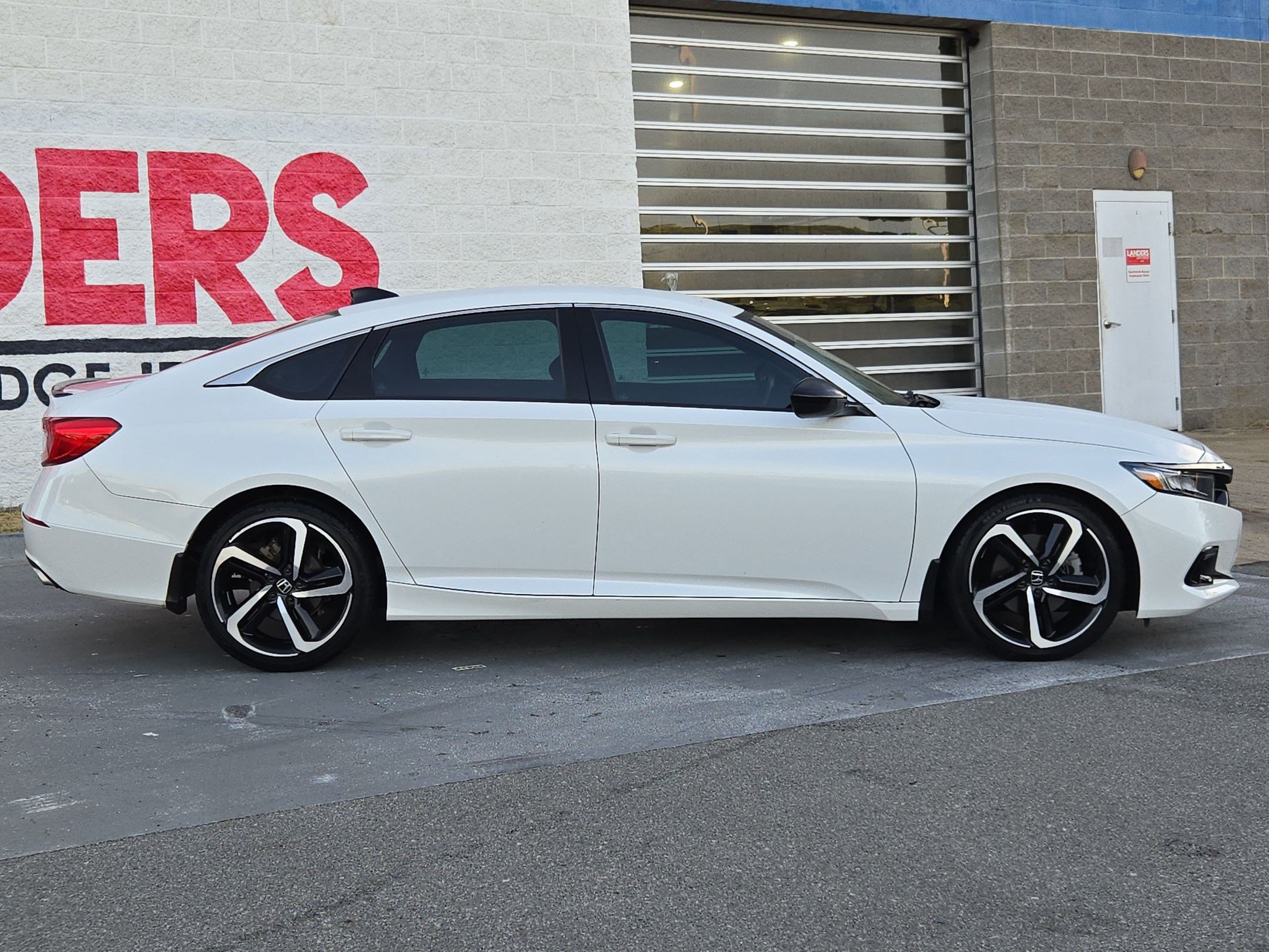 Used 2022 Honda Accord Sport Special Edition image 8