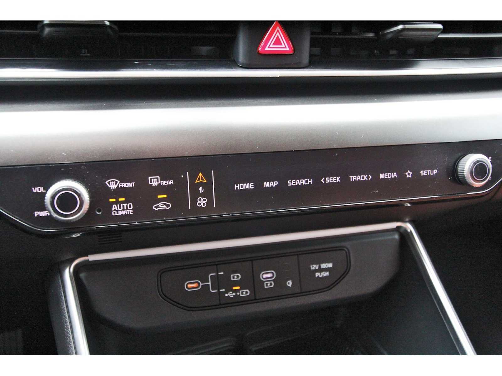 Used 2025 Kia Carnival SX Prestige FWD image 26
