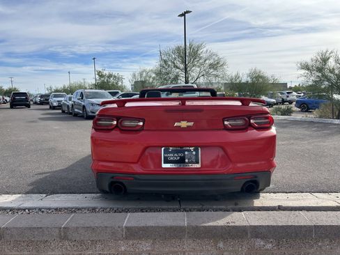 Used 2020 Chevrolet Camaro LT image 4