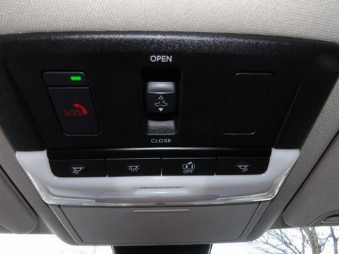 Certified 2023 Nissan Altima 2.0 SR image 36