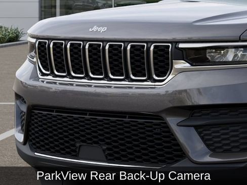 New 2026 Jeep Grand Cherokee Laredo X AWD/4WD image 16