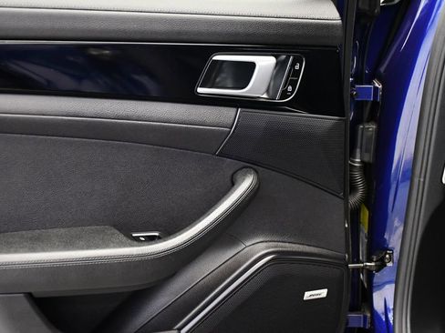 Used 2020 Porsche Panamera 4 image 41