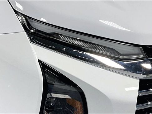 Used 2025 Chevrolet Equinox LT image 27