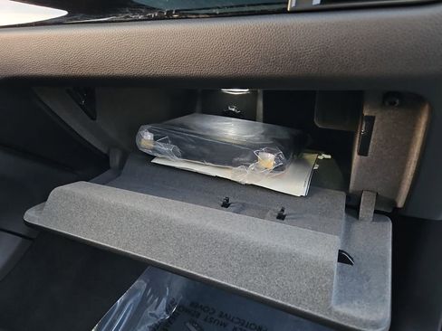 Used 2021 Porsche Macan image 21