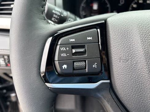 Used 2026 Honda Odyssey EX-L image 11