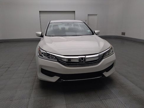 Used 2017 Honda Accord LX image 14