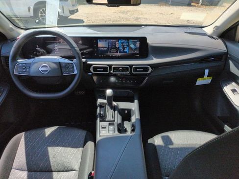 New 2026 Nissan Sentra SV w/ SV Convenience Package FWD image 7