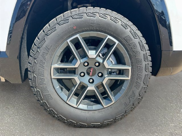 New 2027 GMC Terrain AT4 w/ Convenience Package III AWD/4WD image 19