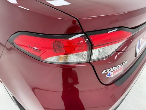 Used 2026 Toyota Corolla LE FWD image 36