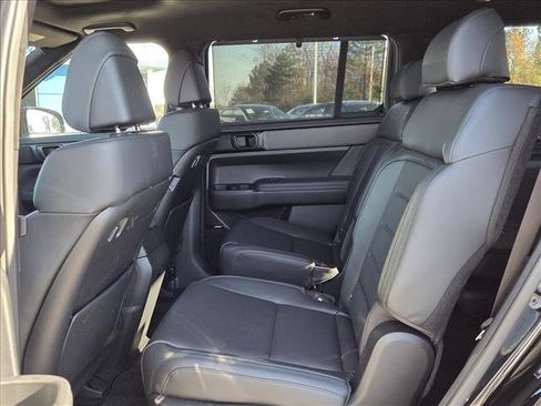 Used 2025 Hyundai Santa Fe Calligraphy image 24