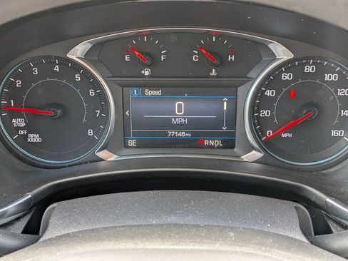 Used 2022 Chevrolet Equinox LT FWD image 14