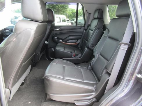 Used 2018 Chevrolet Tahoe Premier AWD/4WD image 38